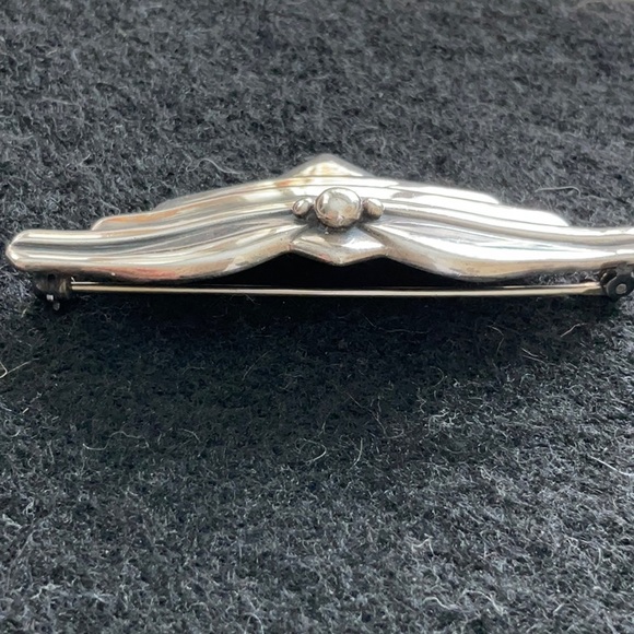 David Dear Native American made “Pie N The Sky” sterling silver pin. - Picture 4 of 6